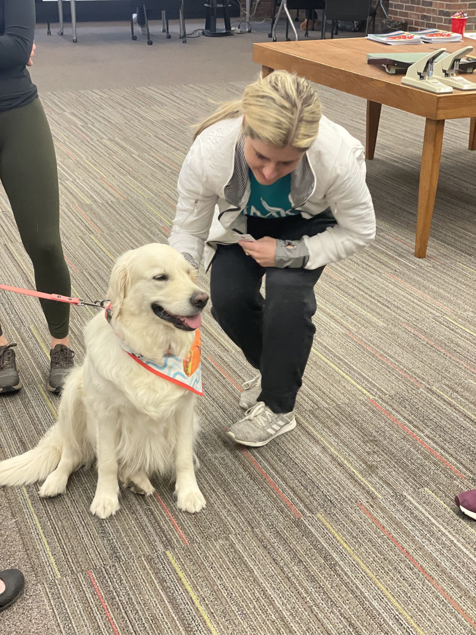 Animal Therapy in Kansas City | Touching Lives | Mo-Kan Pet Partners